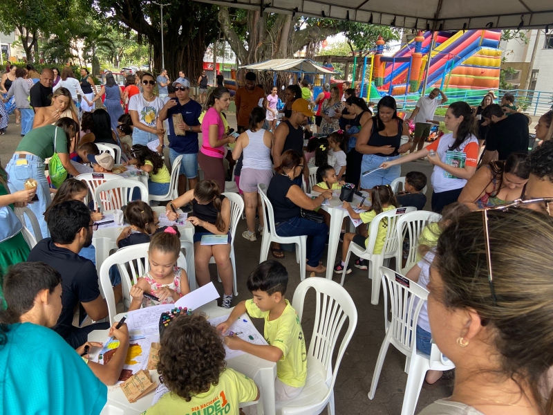 Noticia projeto-jardim-da-memoria-integra-evento-mude1habito-na-praca-da-catedral