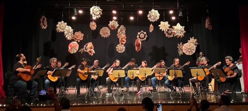 Noticia orquestra-experimental-de-violoes--se-apresenta-no-conexao-musical