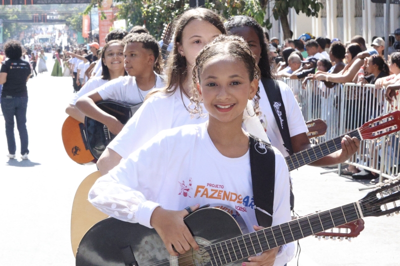 Galeria desfile-1-junho-2025-