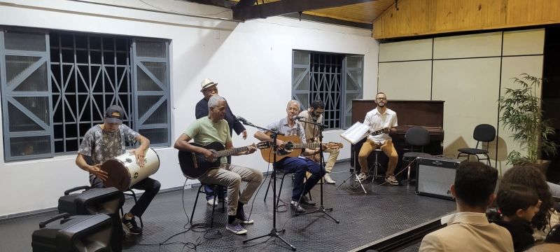 Noticia prefeitura-realiza-noite-da-musica-com-apresentacoes-da-escola-maestro-ivan