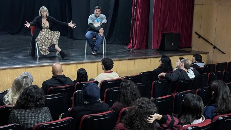 Noticia prefeitura-promove-aula-inaugural-do-curso-gratuito-de-teatro-corpo-em