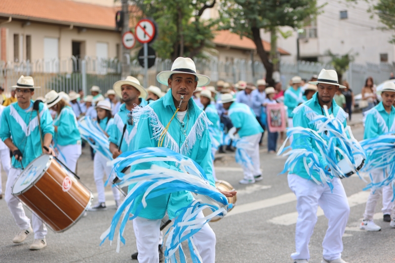 Noticia cultura-festas-de-reinado-movimentam-comunidades-de-divinopolis-durante-o-mes